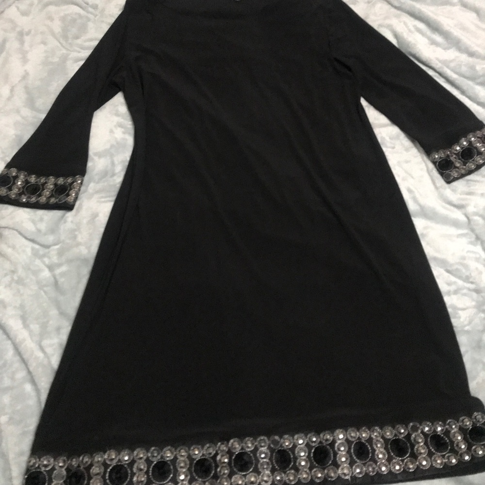 Super cute black dress- excellent condition